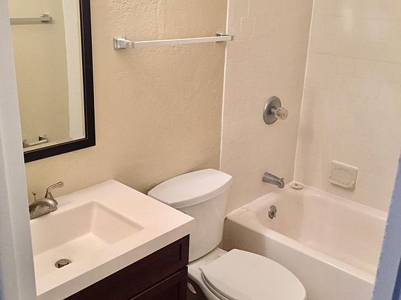 5th image of 120 E Miller St APT 17