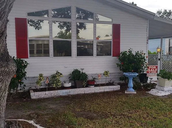 586 Sundrop Cir, Ruskin, FL 33570