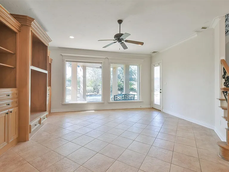 8114 Hideaway Lake Cir — Photo 8