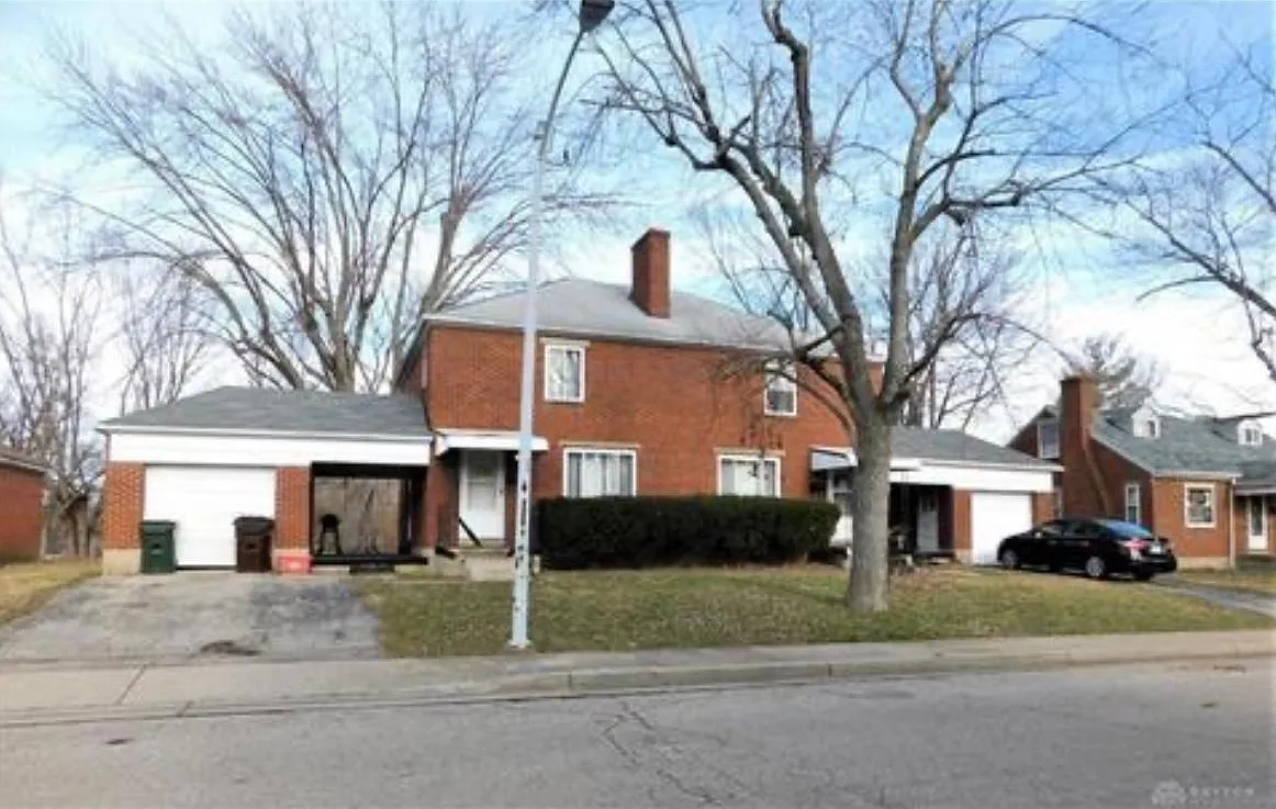 2 bed, 2080 sqft, $1,100 — Photo 3