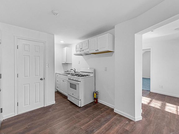 5th image of 402 River Dr Floor 3
