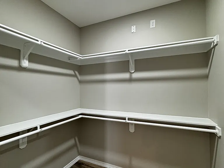 4204 Walnut Ave #5 — Photo 8