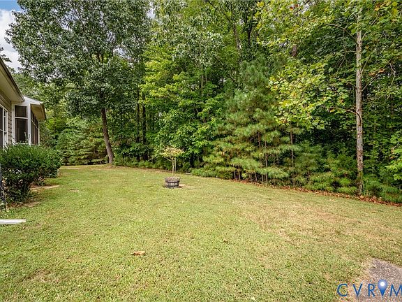 4th image of 12107 Nithdale Pl