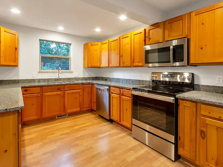 8845 W Frances Pl — Photo 6