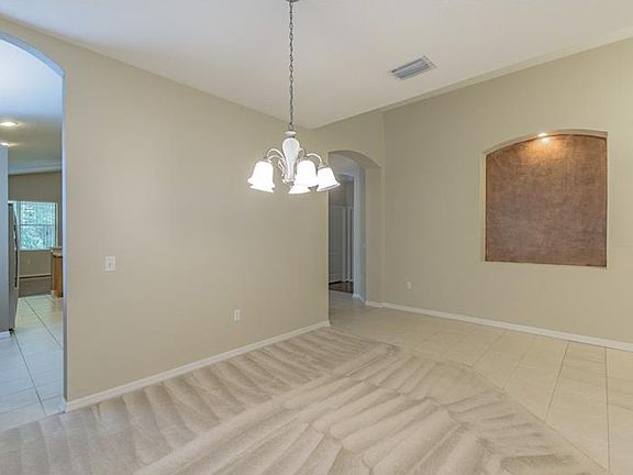 4th image of 19244 Meadow Pine Dr