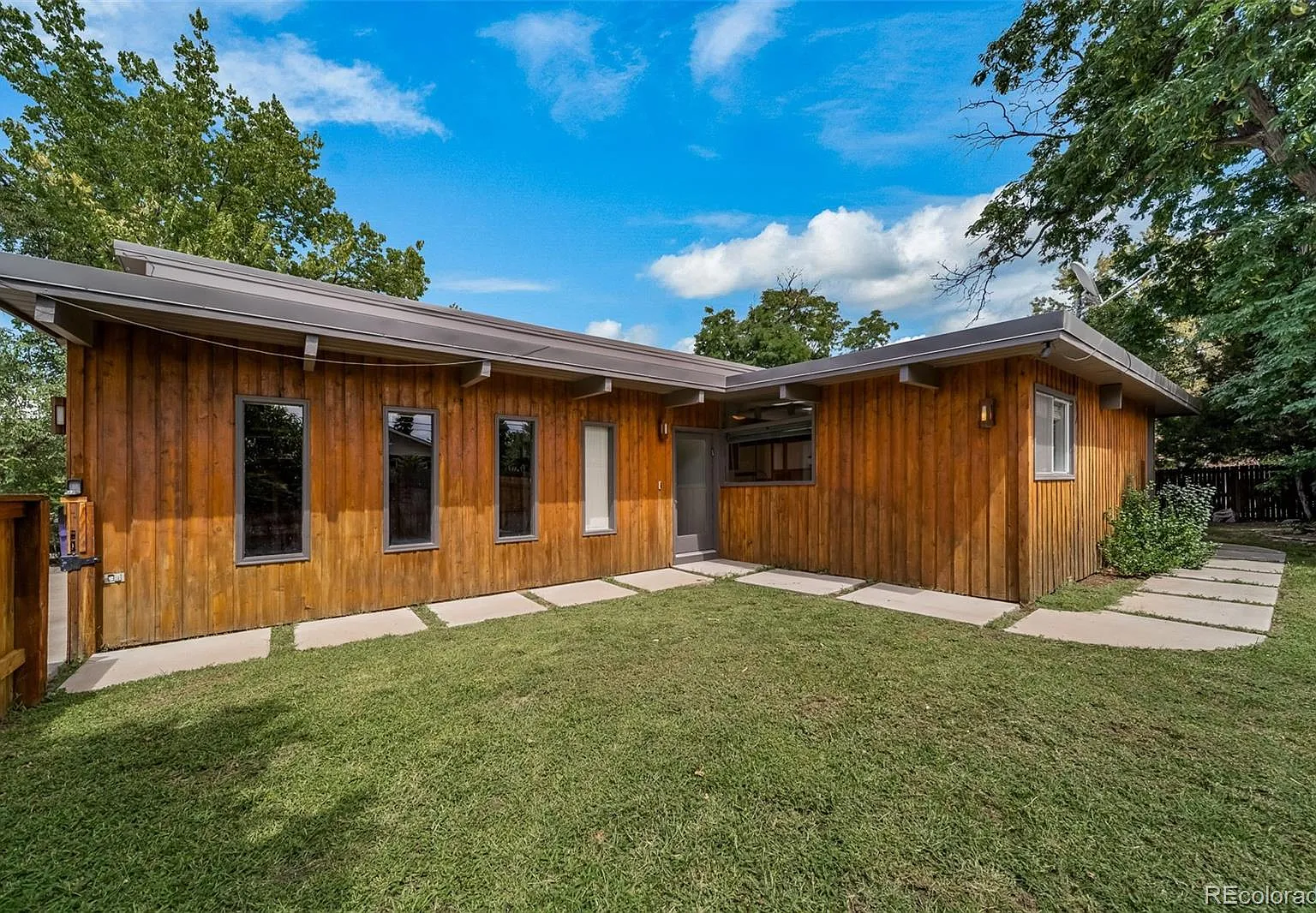 3 bed, 2.0 bath, 1226 sqft, $3,500 — Photo 1
