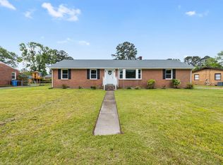 4109 San Salvador Dr, Chesapeake, VA 23321