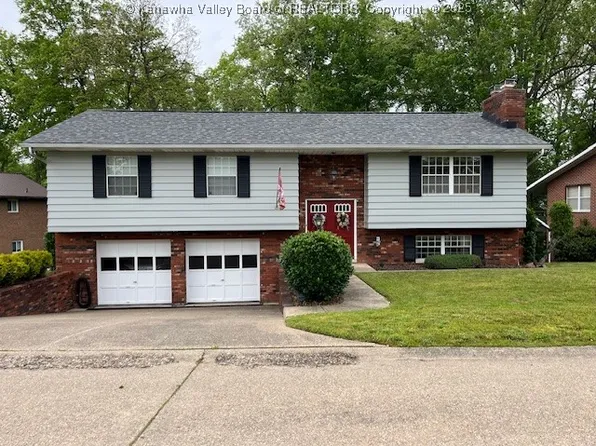 2221 Avinell Dr, Milton, WV 25541
