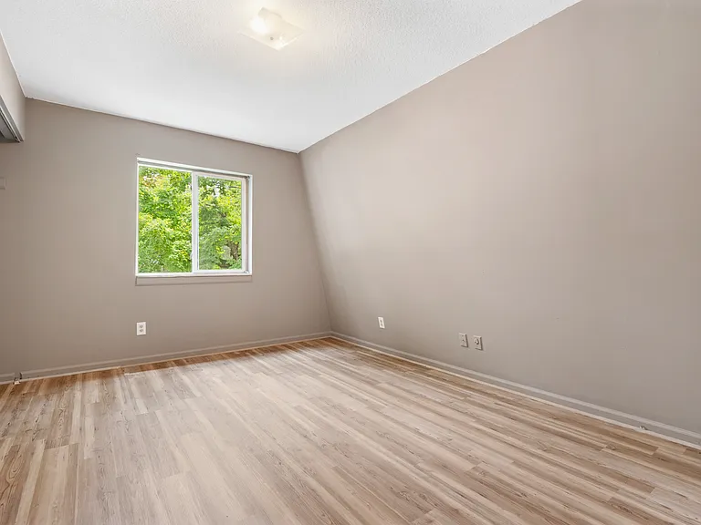 511 Poplar St #C — Photo 8