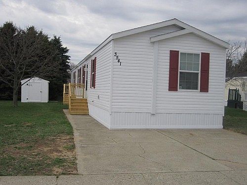 2nd image of 3578 Windsor Woods Dr