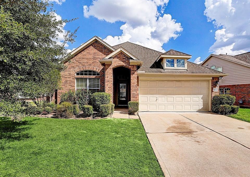 1st image of 6518 Briar Moss Ln