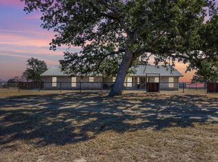 9203 S Us Highway 77, Rockdale, TX 76567