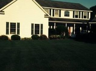 7 Doggett Coat Pl, Saratoga Springs, NY 12866