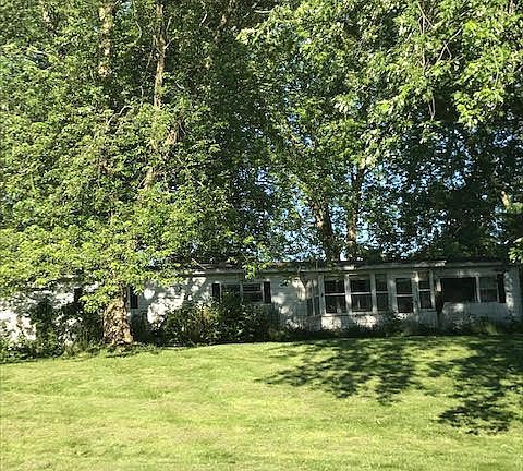 3rd image of 5212 Pratt Lake Ave SE