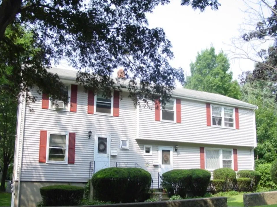 6 Widger Rd