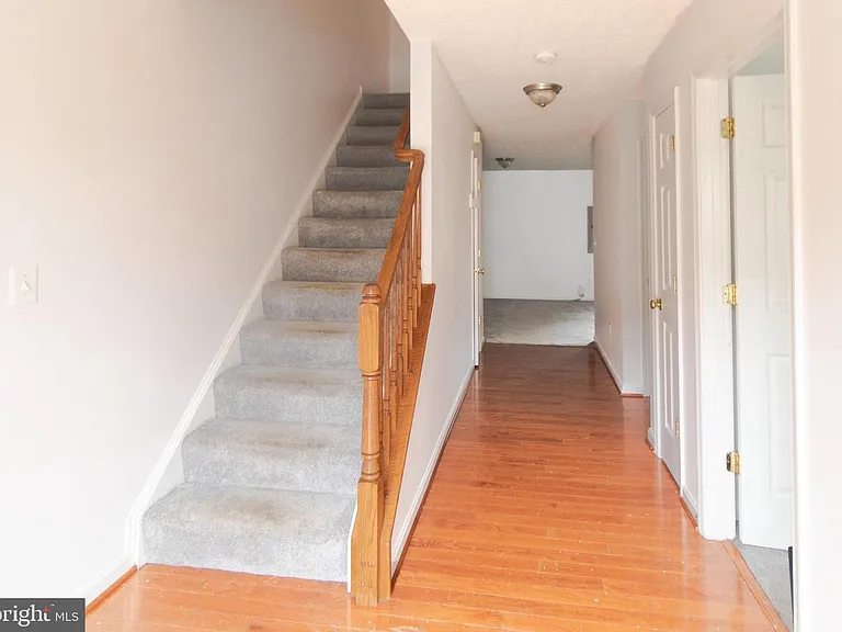 104 Stingray Ct — Photo 24