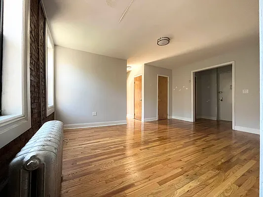 Rented by BRICK & GALO REALTY CORP | media 25