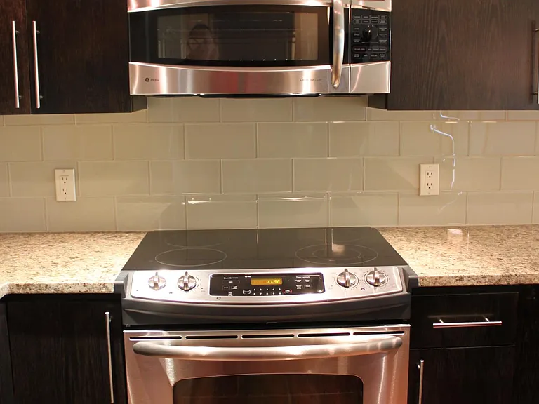 511 100th Ave NE #203 — Photo 6