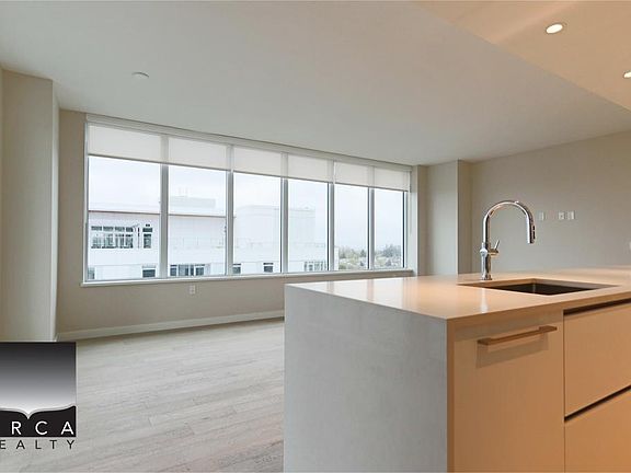 3rd image of 485 W 42nd Ave #1502