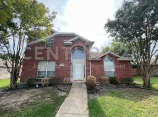 6905 Fairfield Dr, Rowlett, TX 75089