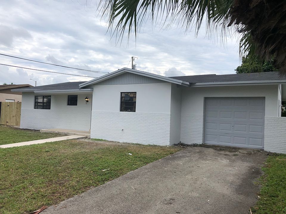 2nd image of 11710 SW 169th Ter
