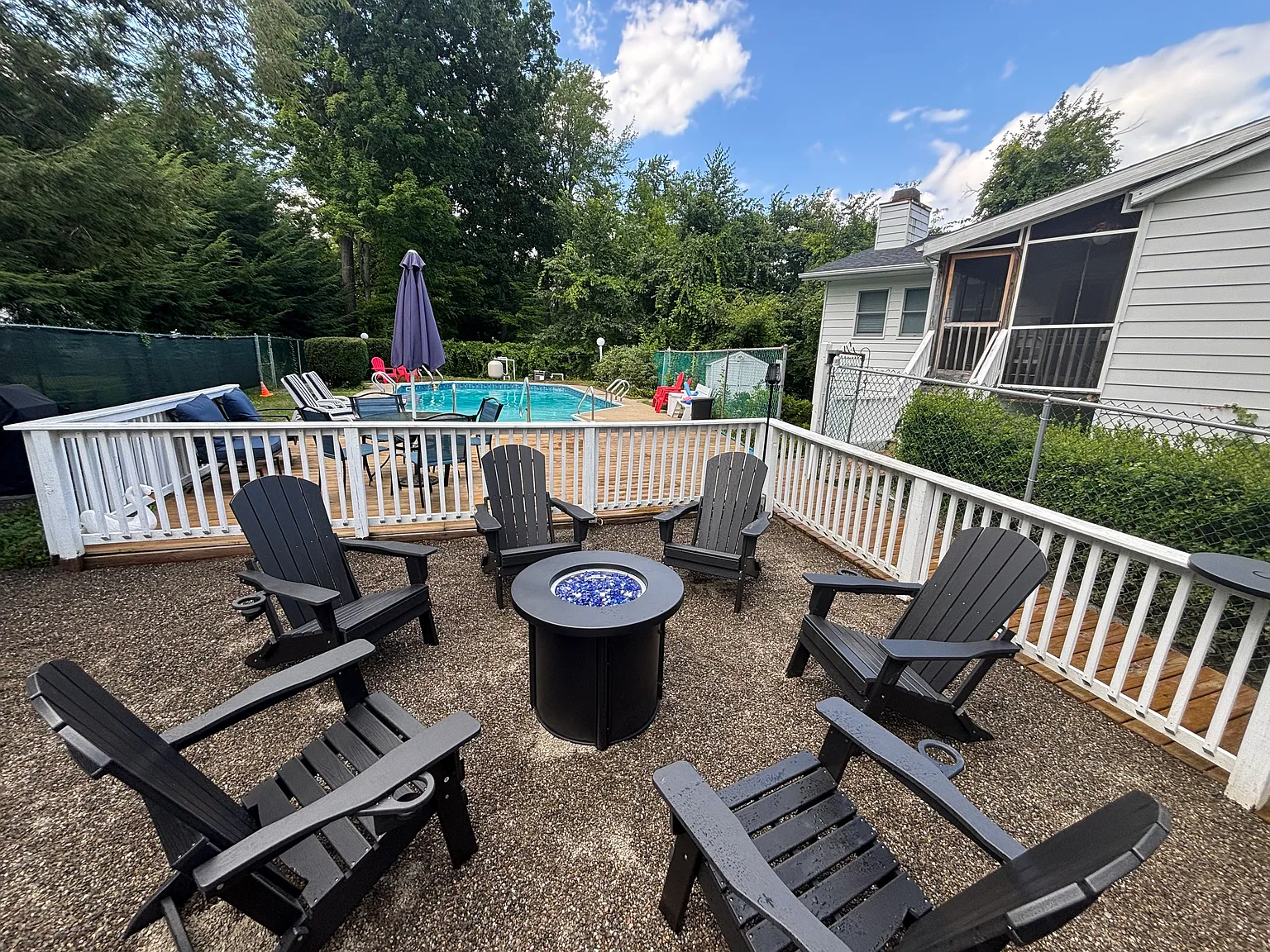 4 bed, 3840 sqft, $4,500 — Photo 2