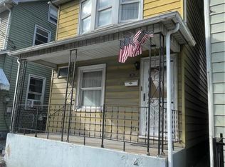 242 Main St, Freemansburg, PA 18017