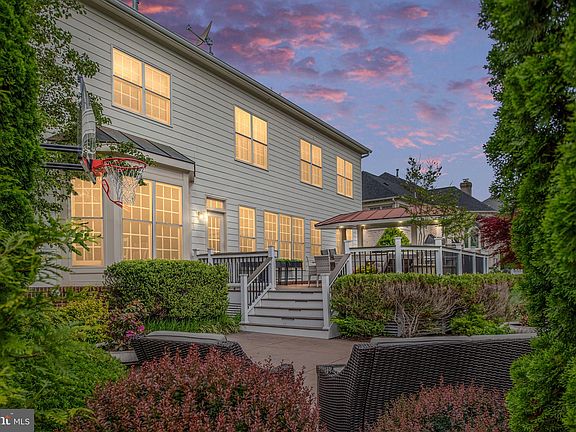 3rd image of 15701 Spyglass Hill Loop