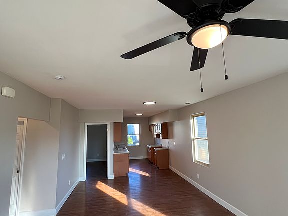 2nd image of 3068 Henshaw Ave #2