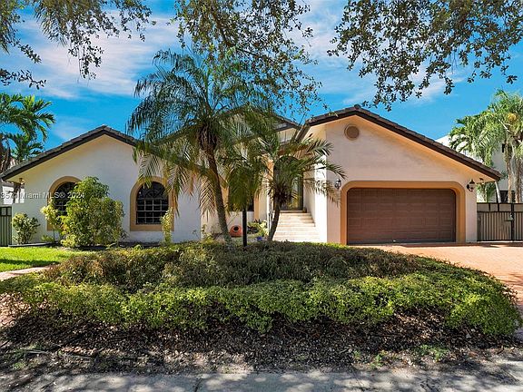 2nd image of 8240 NW 163rd St