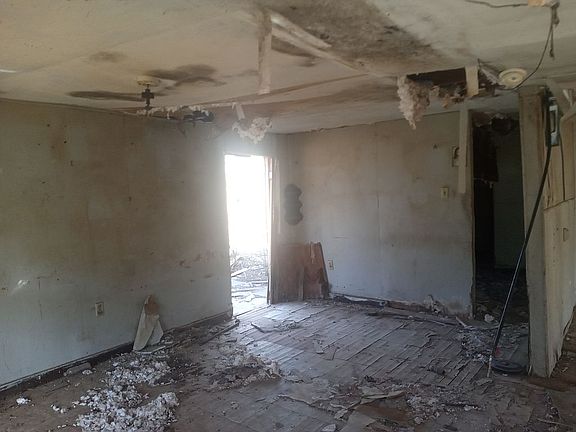 5th image of 2166 Birchwood St