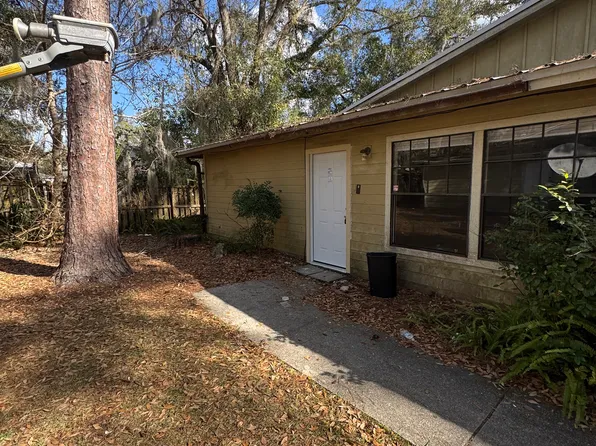 3123 SW 26th Way APT 2, Gainesville, FL 32608