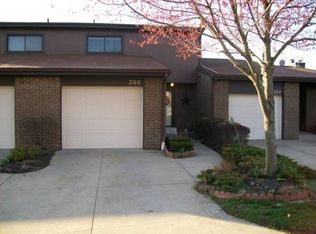260 Millcreek Dr, Akron, OH