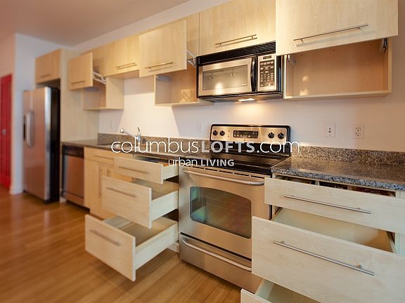 5th image of 100 E Gay St Unit 401