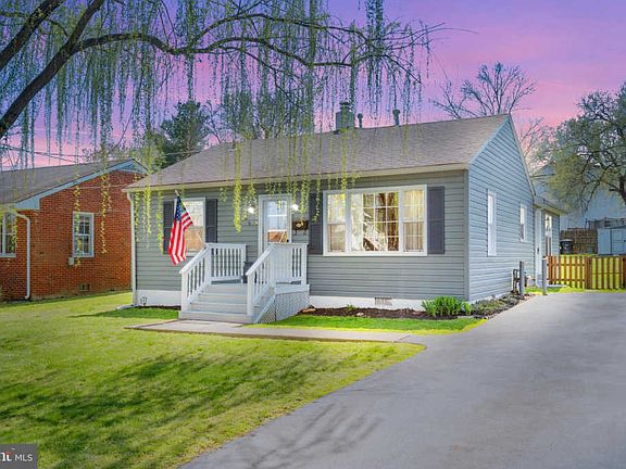 2nd image of 106 Hillcrest Dr