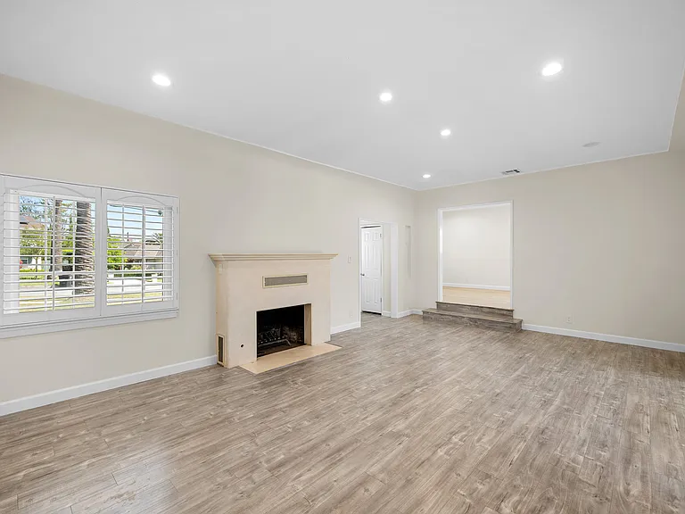 1635 Grandview Ave — Photo 7
