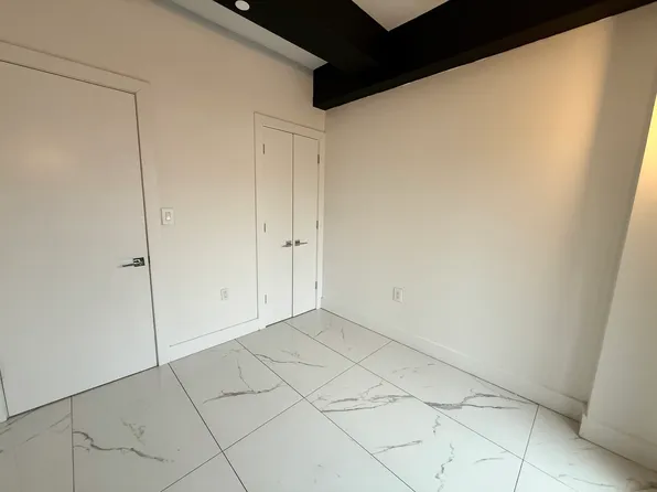 141 Utica Avenue image 10 of 11