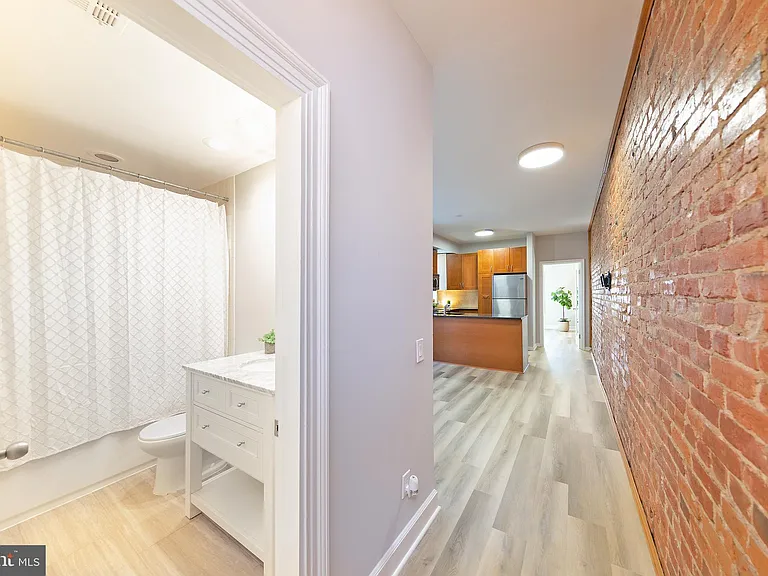 1706 U St NW #104 — Photo 6