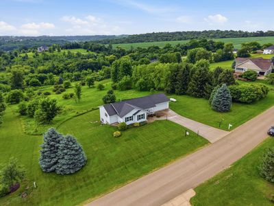 W5364 Windmill Ridge Rd, New Glarus, WI, 53574