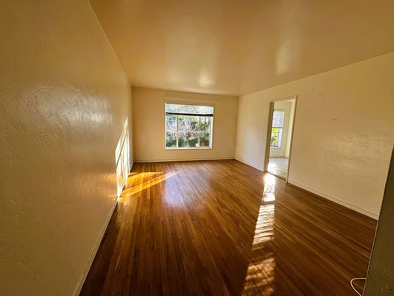 3105 High St — Photo 36