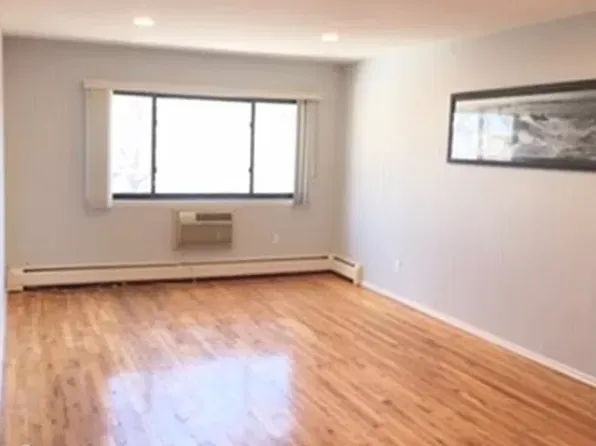 2121 Grove Street image 1 of 14