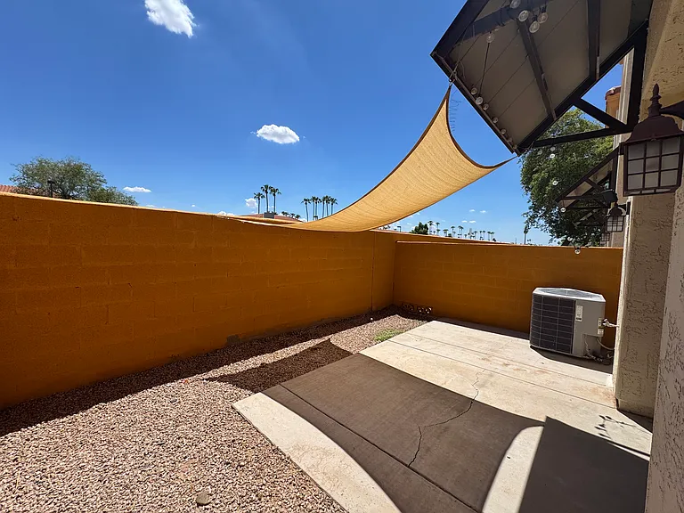 1147 E Cedar St — Photo 9