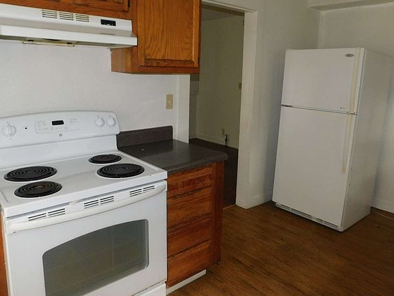 4th image of 177 NE Anderson Ter
