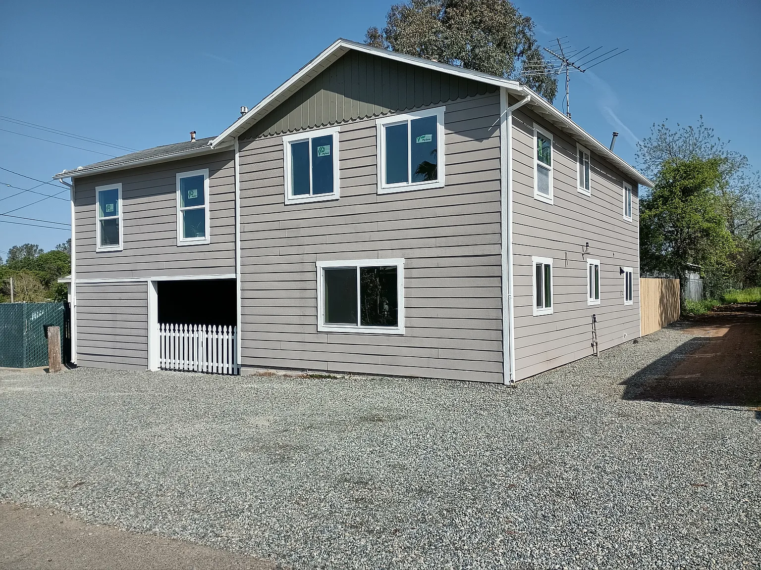 3 bed, 800 sqft, $1,750 — Photo 3