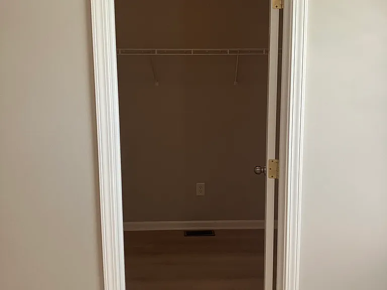 10363 Bronze Dr — Photo 31