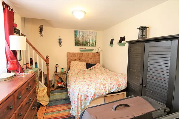 Rented by JK Dansar Corp | media 5