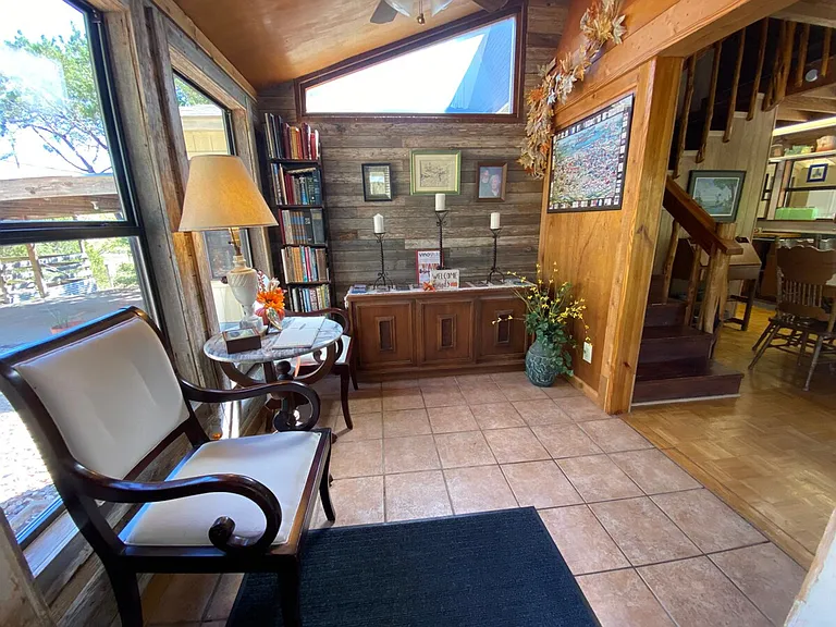 Reading Area