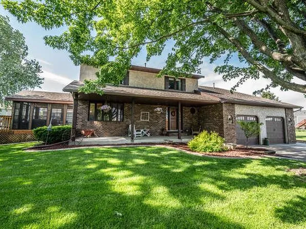 1309 Birch Ct, Farmington, MN 55024