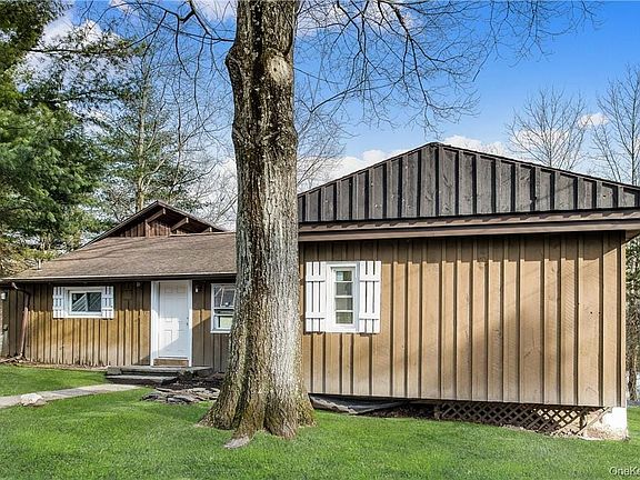 2nd image of 288 Pine Hill Rd