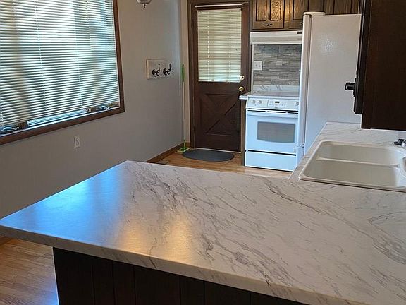 5th image of 4 Bryant Cir